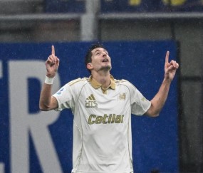 开云体育官方网站-意甲最新积分战报 国米逆转大胜弱旅 多AC米兰6分稳居榜首|国际米兰|比萨|迪马尔科|劳塔罗-马丁内斯|特拉莫_新浪体育_新浪新闻